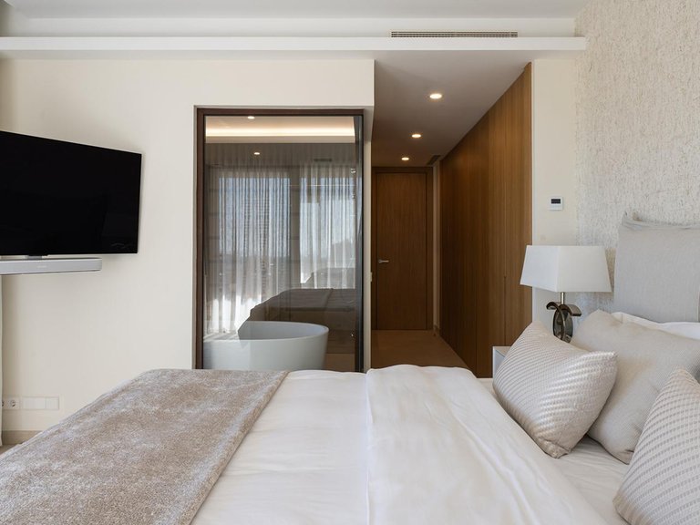 Apartment for Sale in Benahavis, Malaga 19