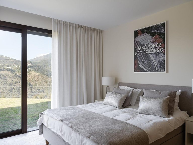 Apartment for Sale in Benahavis, Malaga 14