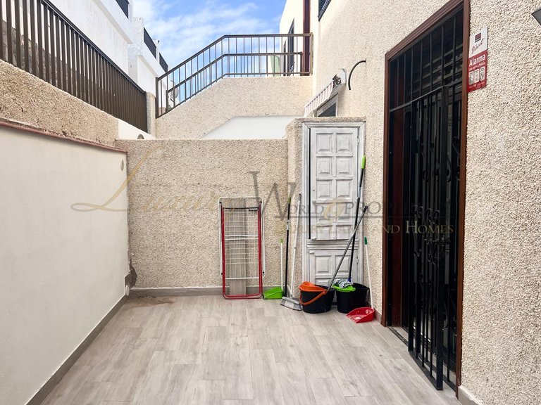 Apartment for Sale in Los Gigantes, Tenerife, España 18