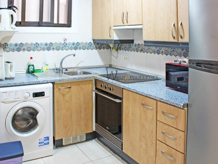 Apartment for Sale in Playa De Las Americas, Tenerife, España 12