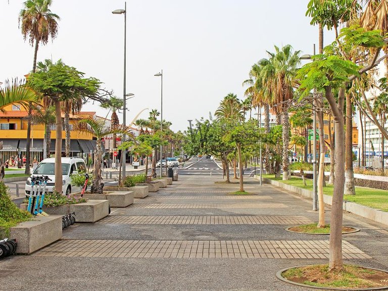 Apartment for Sale in Playa De Las Americas, Tenerife, España 29