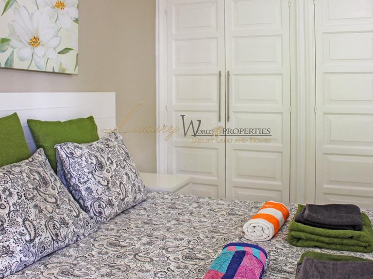 Apartment for Sale in Playa De Las Americas, Tenerife, España 16