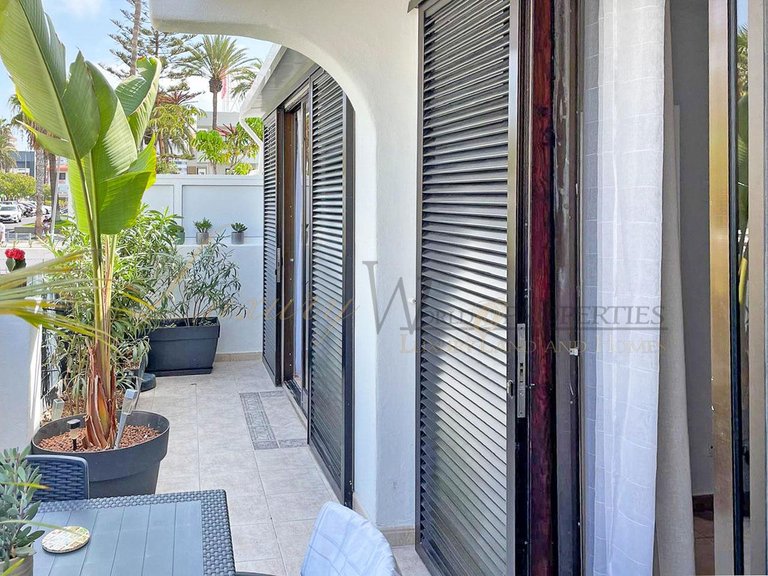 Apartment for Sale in Playa De Las Americas, Tenerife, España 5