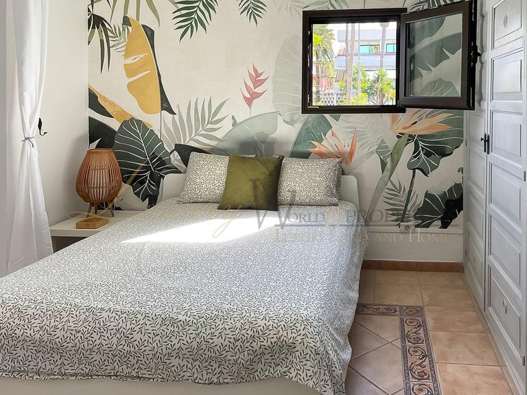 Apartment for Sale in Playa De Las Americas, Tenerife, España 12