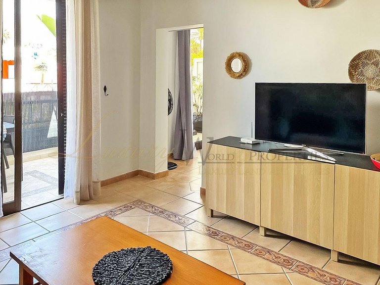 Apartment for Sale in Playa De Las Americas, Tenerife, España 2
