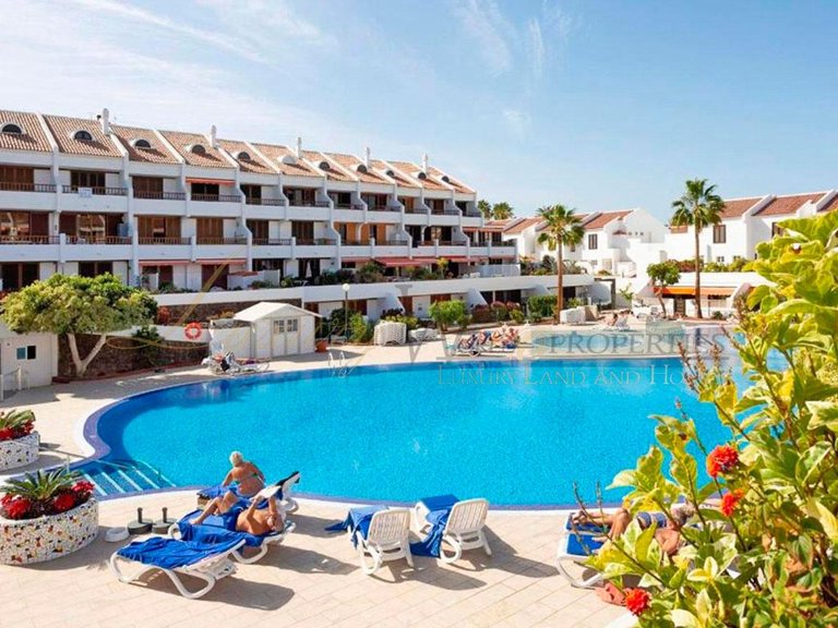 Apartment for Sale in Playa De Las Americas, Tenerife, España 16