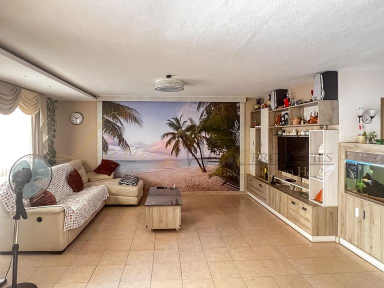 Town House for Sale in Costa Adeje, Tenerife, España 4