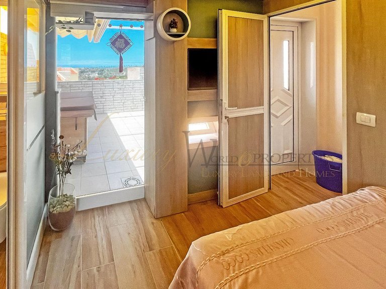 Town House for Sale in Costa Adeje, Tenerife, España 21