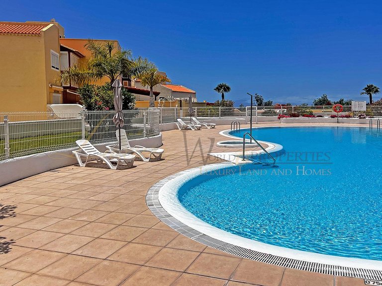 Town House for Sale in Costa Adeje, Tenerife, España 41