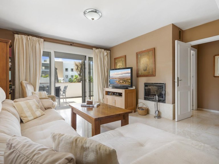 Apartment for Sale in Marbella, Malaga 13