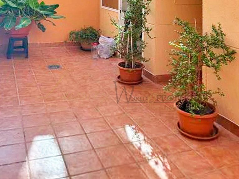 Apartment for Sale in Adeje, Tenerife, España 10