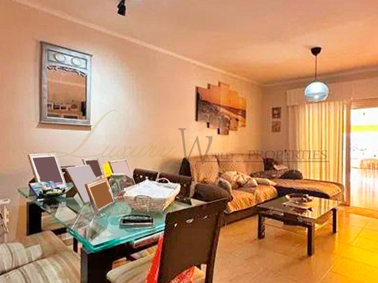 Apartment for Sale in Adeje, Tenerife, España 3