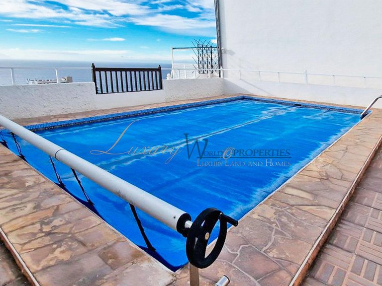 Apartment for Sale in Los Gigantes, Tenerife, España 22
