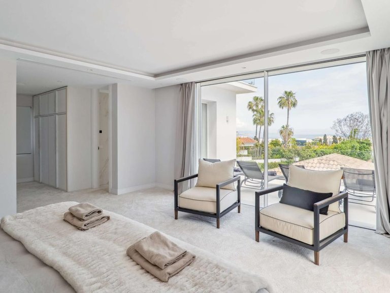 Villa for Sale in Marbella, Malaga 28