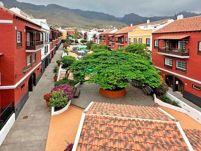 Town House for Sale in Adeje, Tenerife, España 3