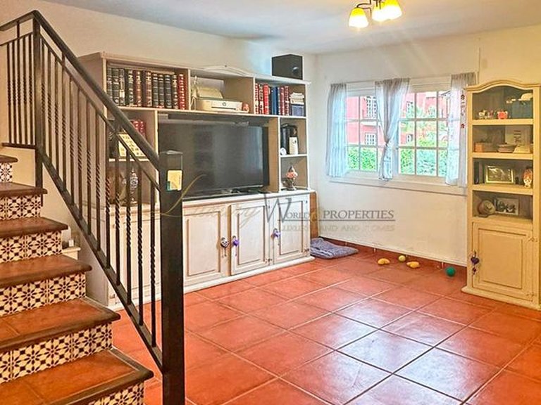 Town House for Sale in Adeje, Tenerife, España 5