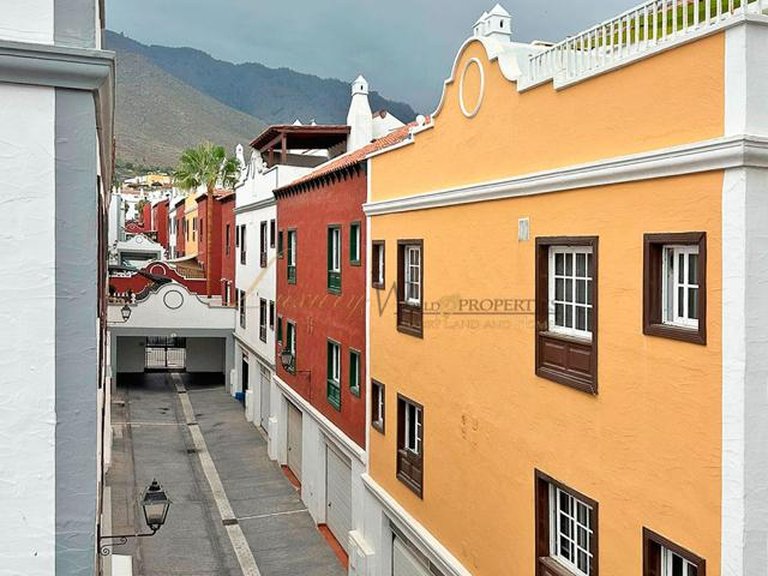 Town House for Sale in Adeje, Tenerife, España 17