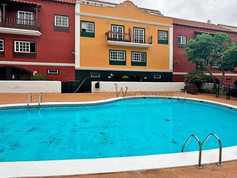 Town House for Sale in Adeje, Tenerife, España 19