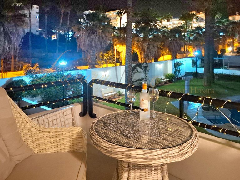 Apartment for Sale in Playa De Las Americas, Tenerife, España 5