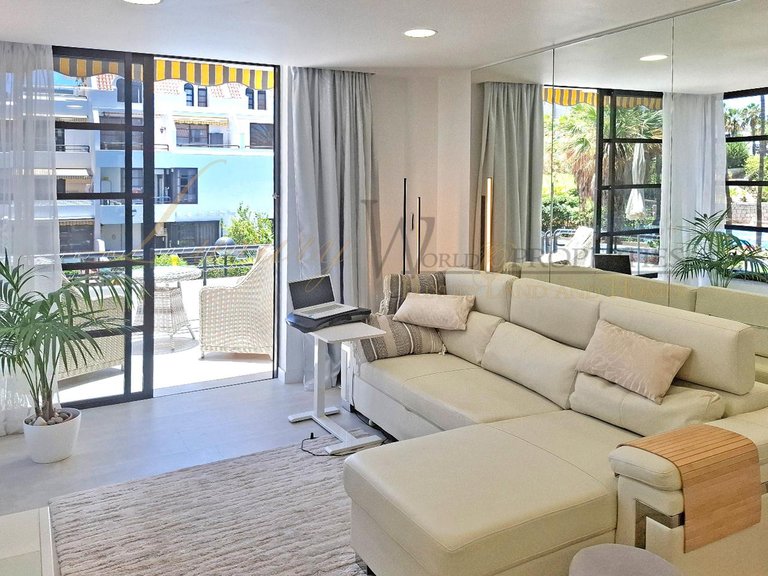 Apartment for Sale in Playa De Las Americas, Tenerife, España 6