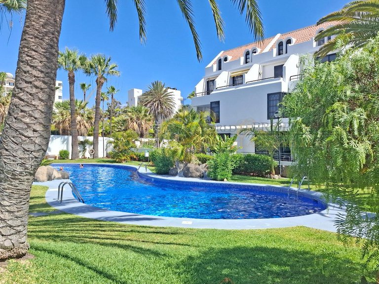 Apartment for Sale in Playa De Las Americas, Tenerife, España 1