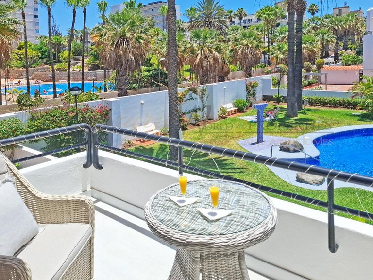 Apartment for Sale in Playa De Las Americas, Tenerife, España 4