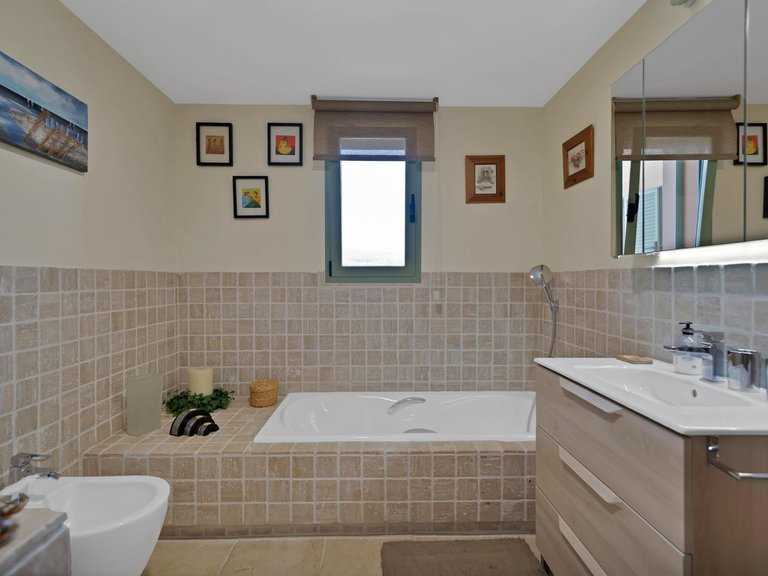 Apartment for Sale in Benahavis, Malaga 37