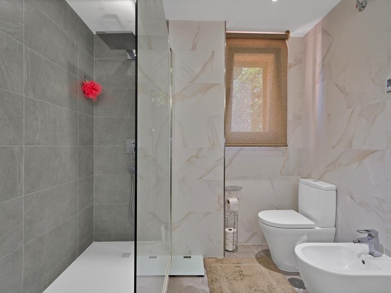 Apartment for Sale in Benahavis, Malaga 16