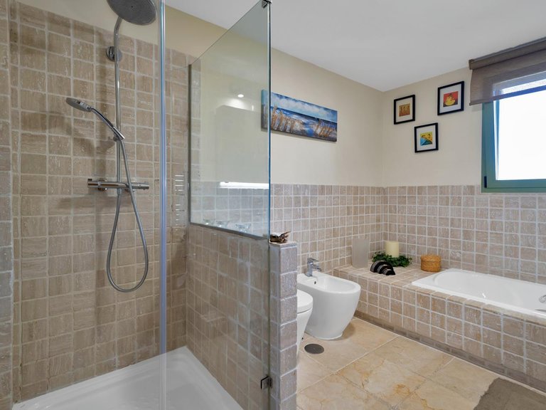 Apartment for Sale in Benahavis, Malaga 36