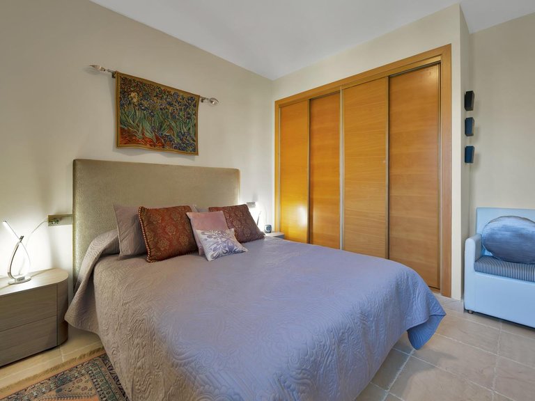 Apartment for Sale in Benahavis, Malaga 38