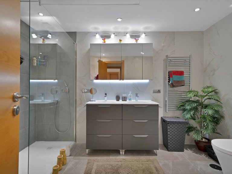 Apartment for Sale in Benahavis, Malaga 15