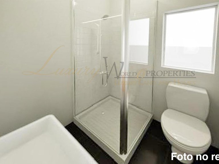 Apartment for Sale in Playa Paraiso, Tenerife, España 5