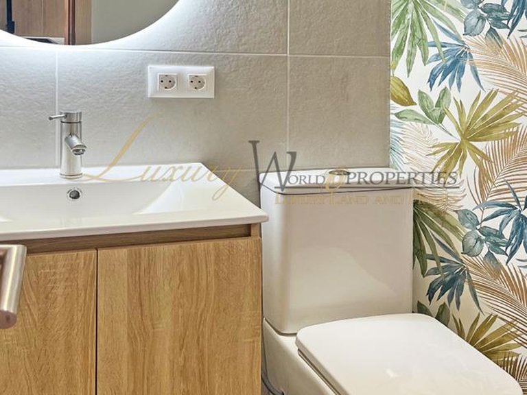 Apartment for Sale in Golf Del Sur, Tenerife, España 16