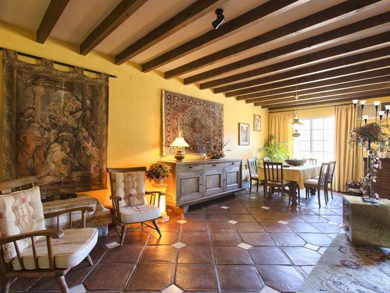 Villa for Sale in Benahavís, Malaga 8