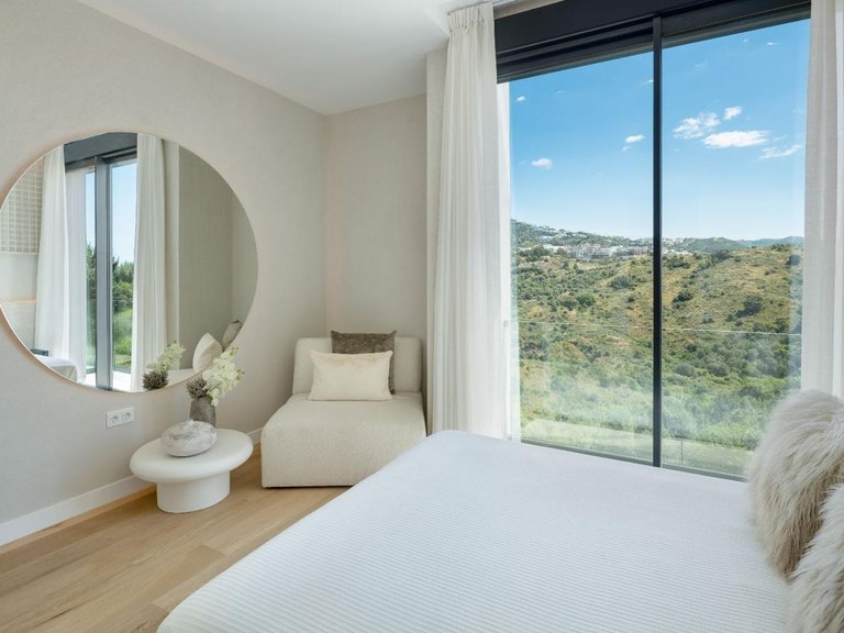 Villa for Sale in Marbella, Malaga 10