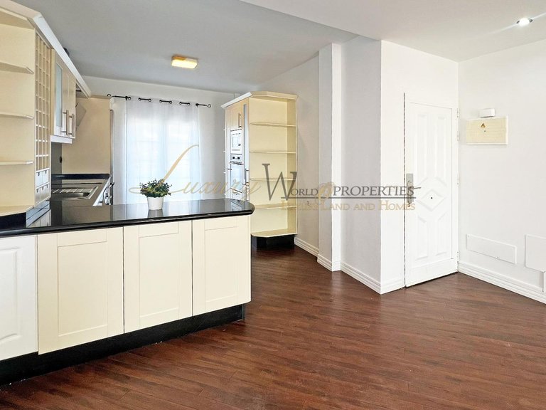 Penthouse for Sale in Costa Adeje, Tenerife, España 9