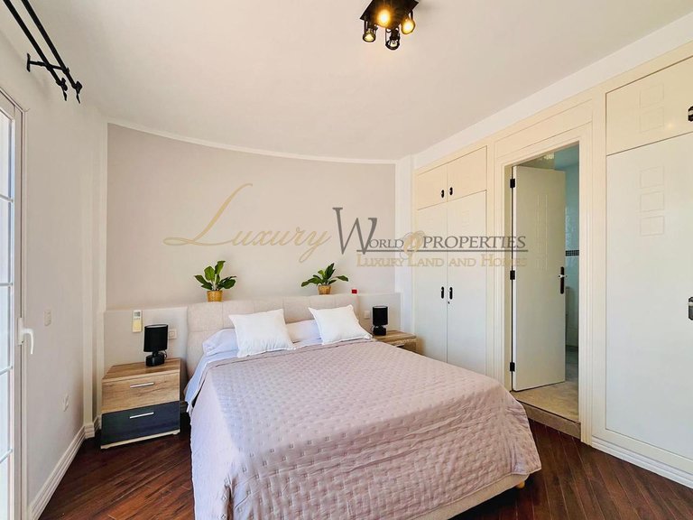 Penthouse for Sale in Costa Adeje, Tenerife, España 16