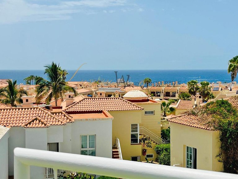 Penthouse for Sale in Costa Adeje, Tenerife, España 2