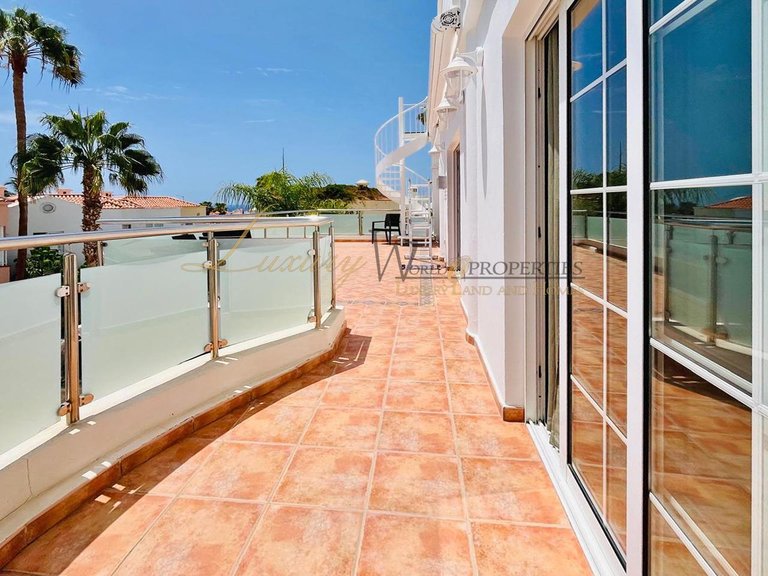 Penthouse for Sale in Costa Adeje, Tenerife, España 1