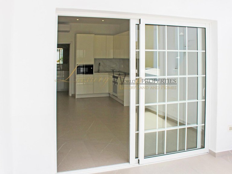 Apartment for Sale in Costa Adeje, Tenerife, España 5