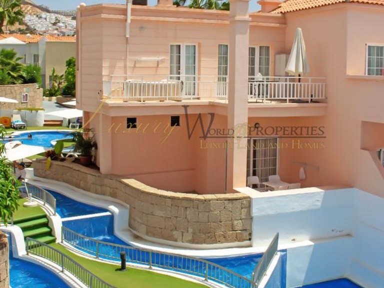 Apartment for Sale in Costa Adeje, Tenerife, España 3