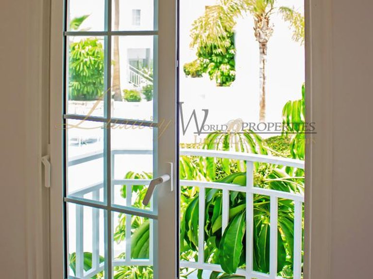 Apartment for Sale in Costa Adeje, Tenerife, España 11