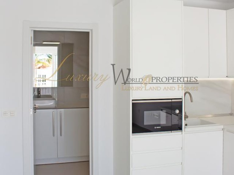 Apartment for Sale in Costa Adeje, Tenerife, España 9