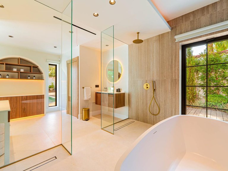 Villa for Sale in Marbella, Malaga 23