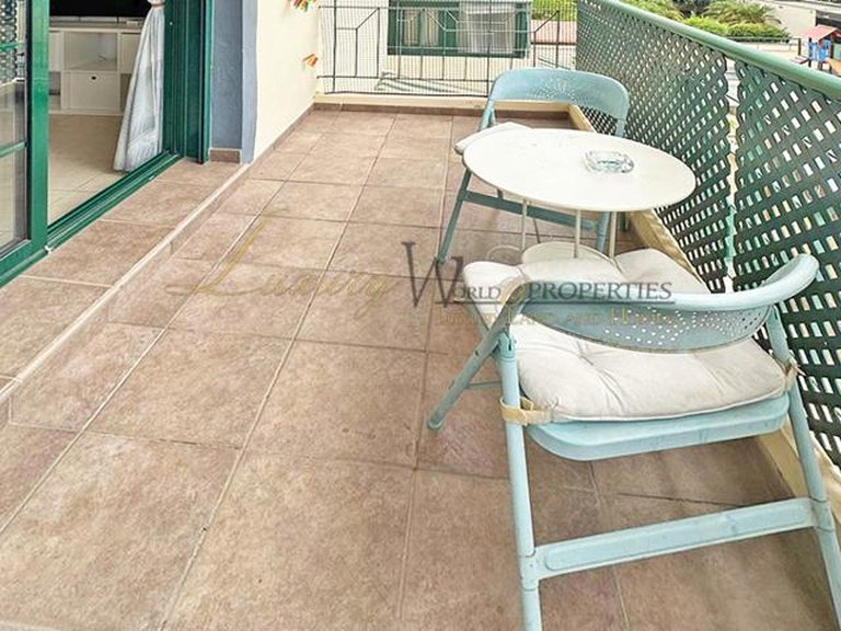 Apartment for Sale in Llano Del Camello, Tenerife, España 4