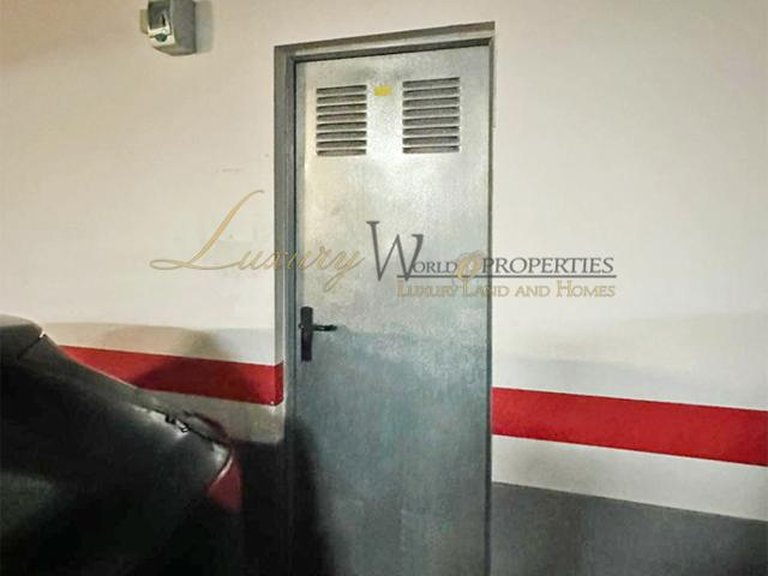 Apartment for Sale in Llano Del Camello, Tenerife, España 17