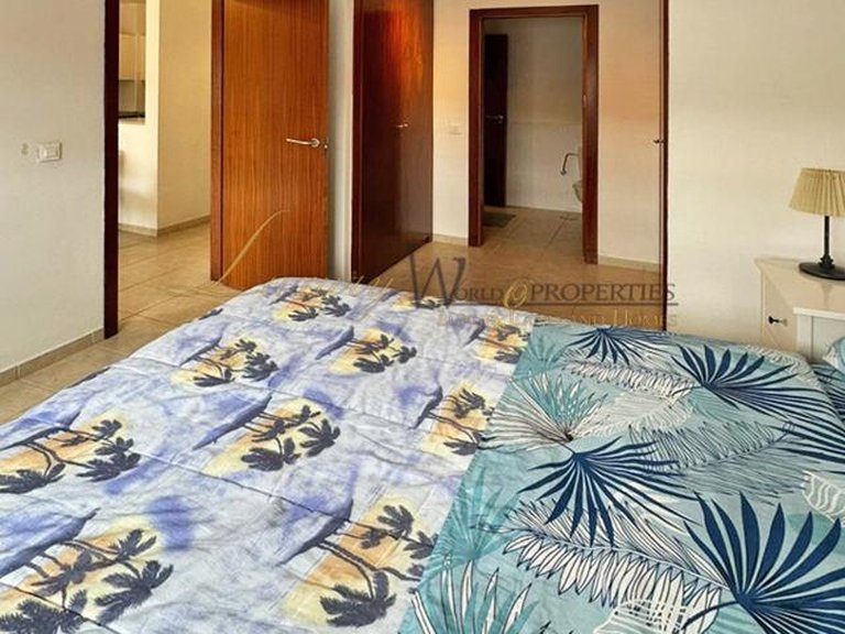 Apartment for Sale in Llano Del Camello, Tenerife, España 12