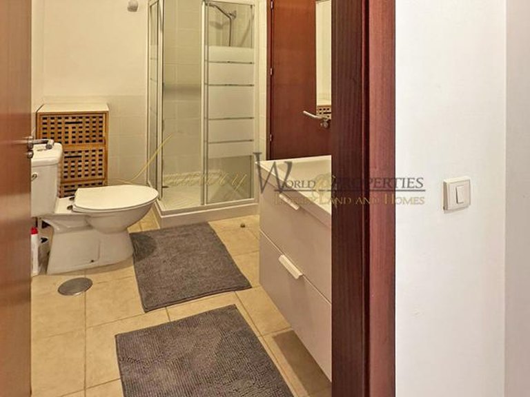 Apartment for Sale in Llano Del Camello, Tenerife, España 13