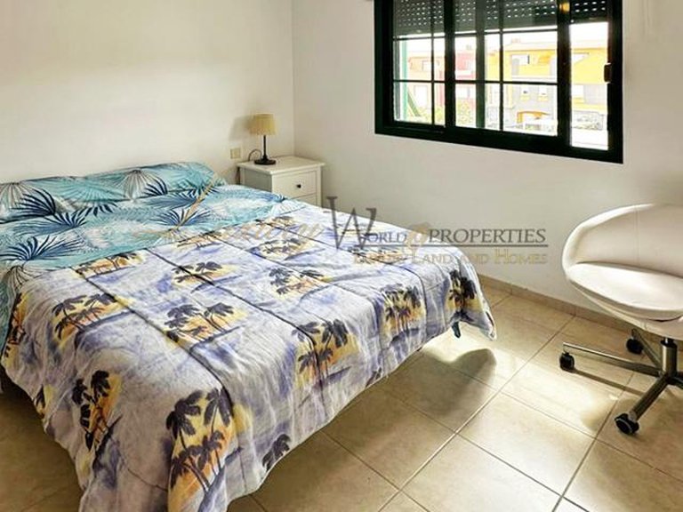 Apartment for Sale in Llano Del Camello, Tenerife, España 11