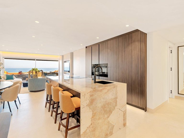 Apartment for Sale in Estepona, Malaga 7